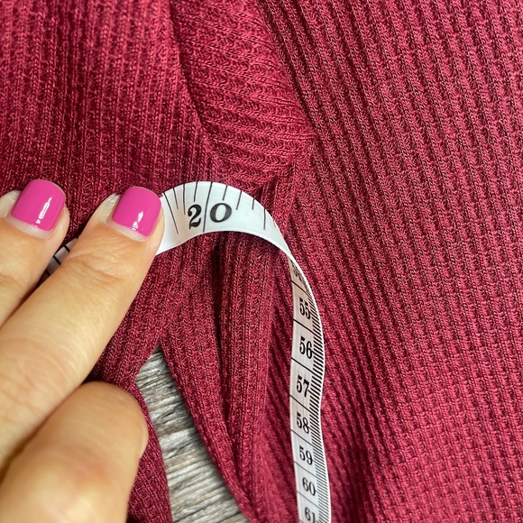 Frolitre 2-Piece Lounge Set – Burgundy (M). Super soft and cozy! Like New! - Picture 2 of 7